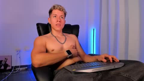 Nathan online show from November 2025 10:35:01 PM