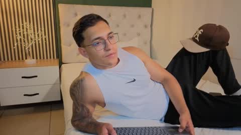 Snapshot of nathan_gross chatting on September 2025 04:04:02 AM nathan_gross online show from September 2025 04:04:02 AM