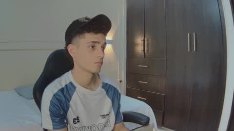 nathan_shimmer online show from December 2025 09:55:01 PM