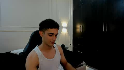 nathan_shimmer online show from May 2026 05:23:02 AM