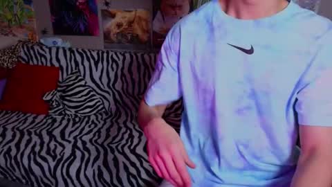 Snapshot of nathanbruce chatting on November 2025 05:33:02 PM N A T H AN online show from November 2025 05:33:02 PM