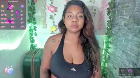 Naty online show from November 2025 07:22:02 AM