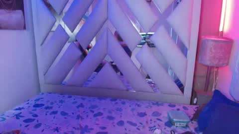 nati_fresh online show from April 2026 08:03:02 PM