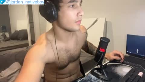 native_boy2 online show from May 2026 03:30:02 PM