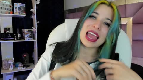 Snapshot of natsuki_09 chatting on December 2024 12:34:02 AM Nat online show from December 2024 12:34:02 AM