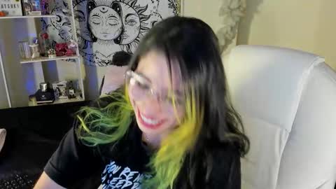 Snapshot of natsuki_09 chatting on October 2025 02:08:02 AM Nat online show from October 2025 02:08:02 AM