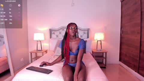 Snapshot of nattasha_guzman chatting on December 2024 05:05:01 PM Nata online show from December 2024 05:05:01 PM