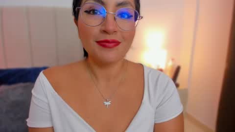 Snapshot of natty_bush chatting on April 2026 08:34:02 PM Nathalie online show from April 2026 08:34:02 PM
