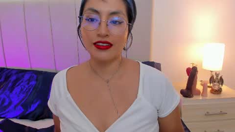 Nathalie online show from June 2026 08:53:01 PM