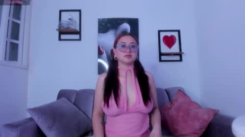 natty_redvelvet online show from October 2025 08:00:02 PM