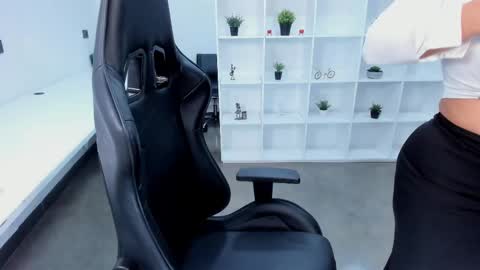 Jazmin Bigboobs online show from November 2025 08:20:02 PM