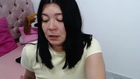 Snapshot of naturally_mature chatting on December 2024 03:56:02 AM Sammy online show from December 2024 03:56:02 AM