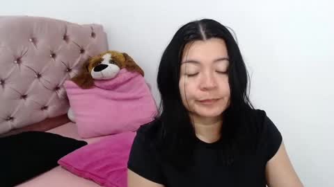 Snapshot of naturally_mature chatting on December 2024 05:59:02 AM Sammy online show from December 2024 05:59:02 AM