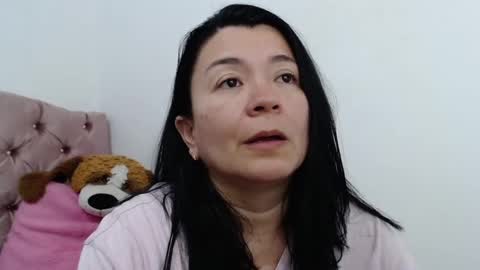 Snapshot of naturally_mature chatting on February 2025 06:13:02 AM Sammy online show from February 2025 06:13:02 AM