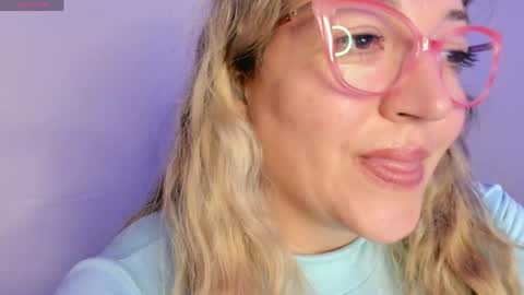 Snapshot of naty__mature_ chatting on April 2026 09:39:33 PM Nataly online show from April 2026 09:39:33 PM