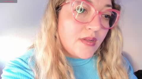 Snapshot of naty__mature_ chatting on April 2026 05:17:01 PM Nataly online show from April 2026 05:17:01 PM