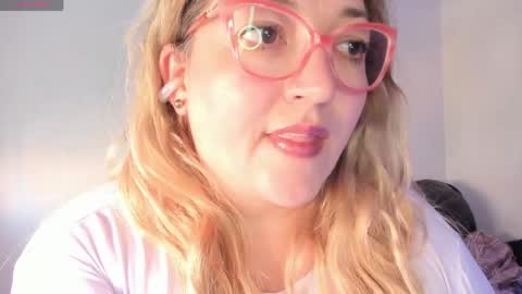 Snapshot of naty__mature_ chatting on April 2026 05:01:02 PM Nataly online show from April 2026 05:01:02 PM