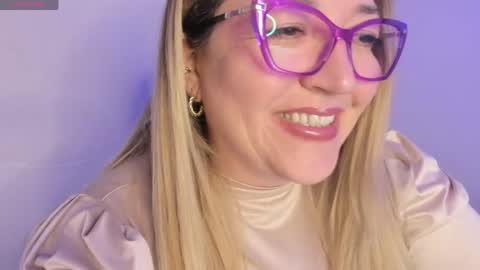 Snapshot of naty__mature_ chatting on May 2026 01:14:02 AM Nataly online show from May 2026 01:14:02 AM