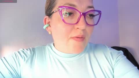 Snapshot of naty__mature_ chatting on May 2026 05:52:01 PM Nataly online show from May 2026 05:52:01 PM