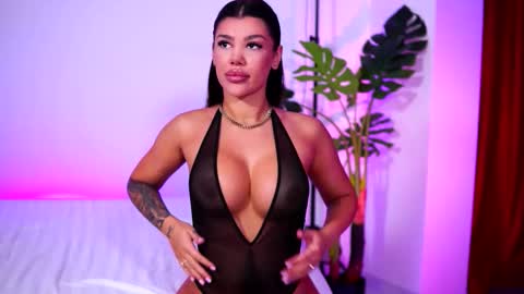 Naty online show from September 2025 07:30:02 AM