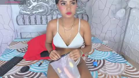 Snapshot of natyrussel chatting on July 2026 11:58:02 AM natyrussel online show from July 2026 11:58:02 AM