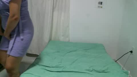 Snapshot of natyscoth chatting on February 2025 05:49:02 AM online show from February 2025 05:49:02 AM