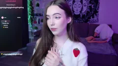 Nikki online show from September 2025 04:23:02 AM