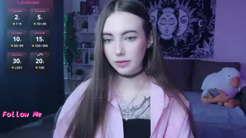 Nikki online show from October 2025 05:04:02 AM