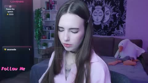 Nikki online show from October 2025 04:03:02 AM