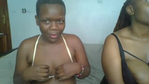 Snapshot of naughttie_b chatting on February 2026 11:58:01 PM naughttie_b online show from February 2026 11:58:01 PM