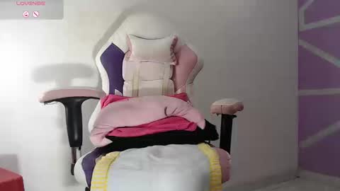 Leina  modelo independiente online show from September 2025 08:30:02 PM