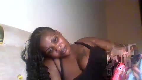 naughty8779 online show from November 2025 06:31:01 PM