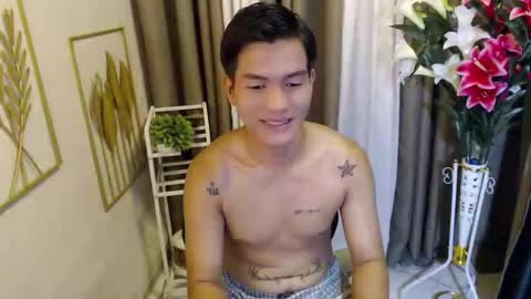 Snapshot of naughty_angelo chatting on April 2026 06:09:01 AM naughty_angelo online show from April 2026 06:09:01 AM