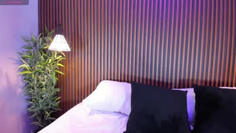 Snapshot of naughty_flower18 chatting on March 2025 01:47:01 AM Flor online show from March 2025 01:47:01 AM