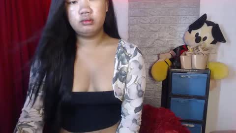 Snapshot of naughty_kate18 chatting on March 2025 08:52:01 AM KATE online show from March 2025 08:52:01 AM