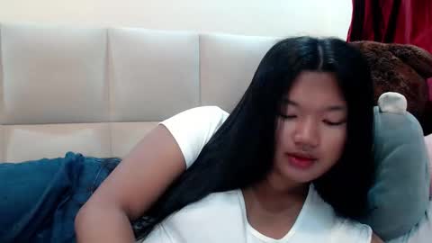 Snapshot of naughty_kate18 chatting on October 2025 02:50:01 PM KATE online show from October 2025 02:50:01 PM