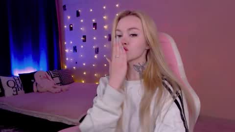 Snapshot of naughty_mablee chatting on May 2026 12:41:01 AM Mable online show from May 2026 12:41:01 AM