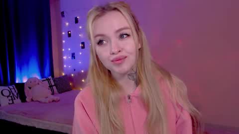 Snapshot of naughty_mablee chatting on May 2026 12:59:01 AM Mable online show from May 2026 12:59:01 AM