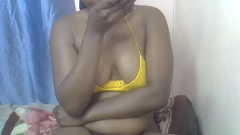 Snapshot of naughty_pree chatting on February 2026 01:19:02 PM Pree online show from February 2026 01:19:02 PM