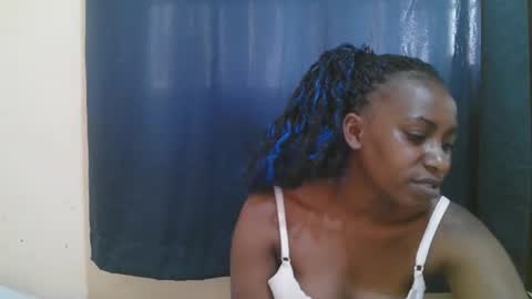 Snapshot of naughty_slender2 chatting on October 2025 09:07:02 AM jn online show from October 2025 09:07:02 AM