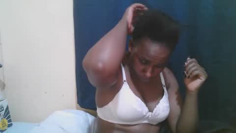 Snapshot of naughty_slender2 chatting on October 2025 05:08:02 PM jn online show from October 2025 05:08:02 PM