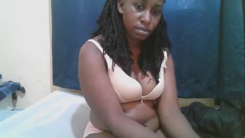 Snapshot of naughty_slender2 chatting on November 2025 07:19:01 AM jn online show from November 2025 07:19:01 AM