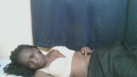 Snapshot of naughty_slender2 chatting on November 2025 07:30:01 AM jn online show from November 2025 07:30:01 AM