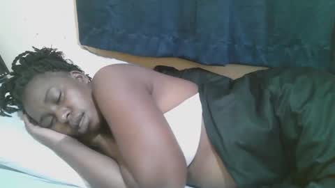 Snapshot of naughty_slender2 chatting on November 2025 07:59:02 PM jn online show from November 2025 07:59:02 PM