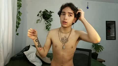 naughty_thompson1 online show from April 2026 07:58:02 PM