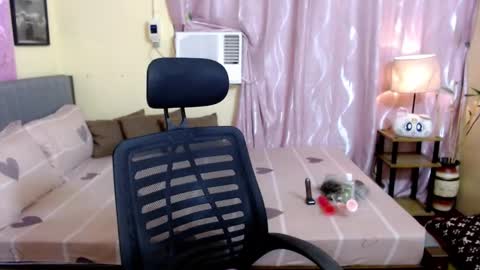 Snapshot of naughtyasiancummer chatting on December 2024 04:28:01 PM fujiko Be online show from December 2024 04:28:01 PM