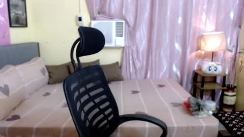 Snapshot of naughtyasiancummer chatting on December 2024 10:54:01 AM fujiko Be online show from December 2024 10:54:01 AM