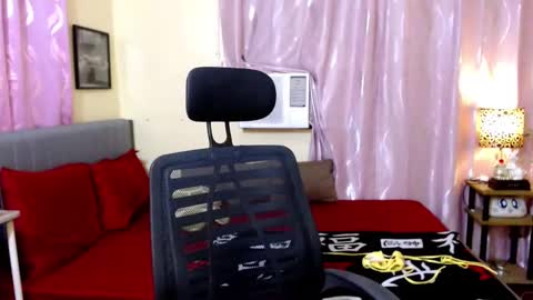 Snapshot of naughtyasiancummer chatting on February 2025 01:41:01 PM fujiko Be online show from February 2025 01:41:01 PM