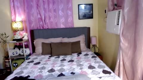 Snapshot of naughtyasiancummer chatting on February 2025 04:35:01 PM fujiko Be online show from February 2025 04:35:01 PM