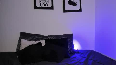 Snapshot of naughtycurvybbx chatting on September 2025 08:41:02 AM LANAindependent model online show from September 2025 08:41:02 AM